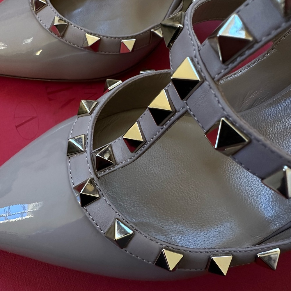 Valentino Garavani Rockstud Patent Leather Slings size 39 Preowned - Picture 6 of 13
